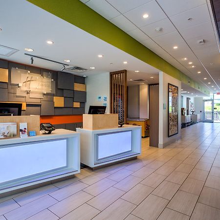 Holiday Inn Express & Suite Milroy - Reedsville Bagian luar foto
