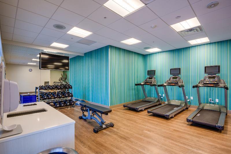 Holiday Inn Express & Suite Milroy - Reedsville Bagian luar foto